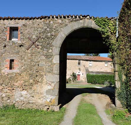 Logis de la Charrie à Montournais