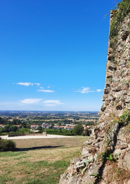 Journée Escapade à Pouzauges Petite Cité de Caractère